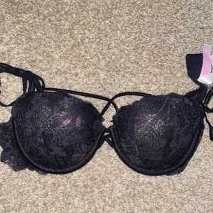 victoria’s secret pink bra